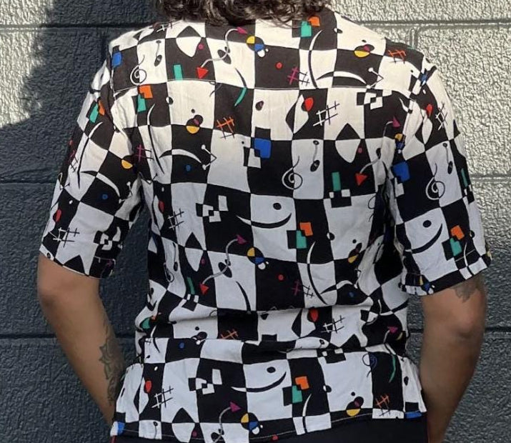 1990's Guess Checkered Button-Down Abstract Short-Sleeve Shirt